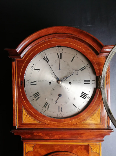 longcase clock